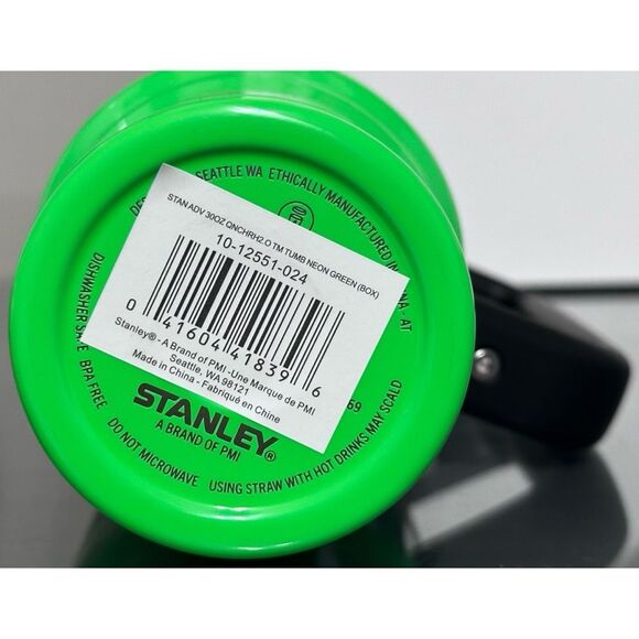 Stanley Quencher H2.0 FlowState Tumbler 30oz,‎ NEON GREEN - Picture 4 of 4
